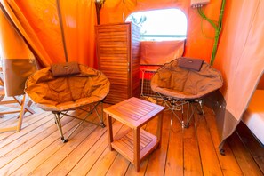 Tabla de planchar con plancha, cunas (de pago), wifi gratis