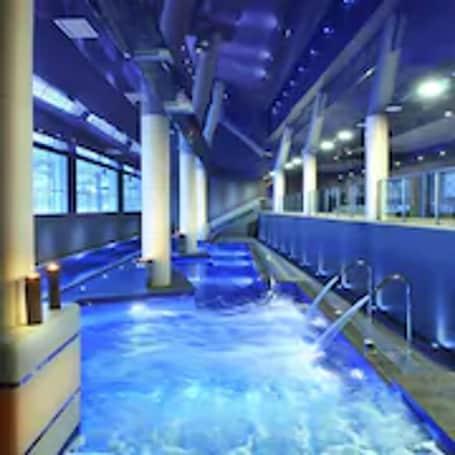 Sauna, hot tub, steam room, hot springs. Camping El Far