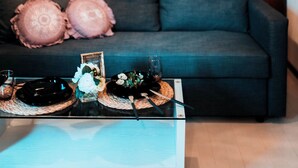 Apartment | Living area - Diamond Villa 103 (Osaka)
