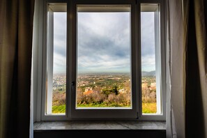 Appartement supĂ©rieur | Coffre-fort, bureau, rideaux dâobscurcissement, systĂšme dâinsonorisation