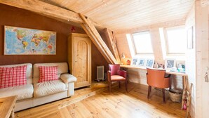 Comfort Room | Living area - Le Refuge Renoir (Chambery)