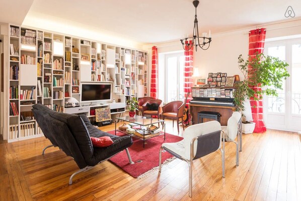 Chambre Confort | Salle de séjour