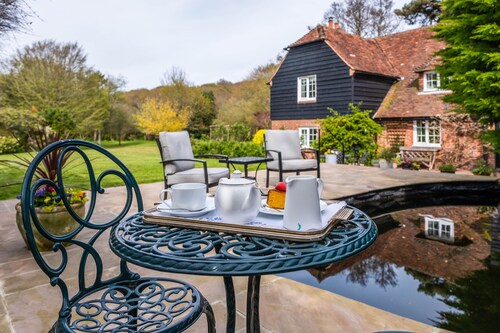 Stream House Luxury B&B