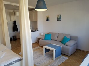 Appartamento (Ul. Chmielna 116/118) | Area soggiorno | TV