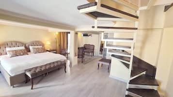 DE LUX 2+1 Room 7 | Minibar, masa, ücretsiz kablosuz İnternet, çarşaf takımı