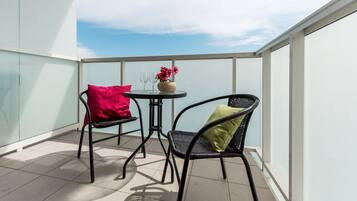 Economy Apartment | Balcony