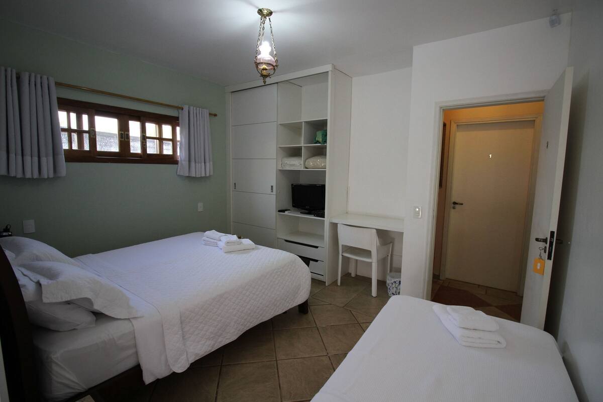 Comfort Suite | Minibar, blackout drapes, soundproofing, cribs (surcharge)