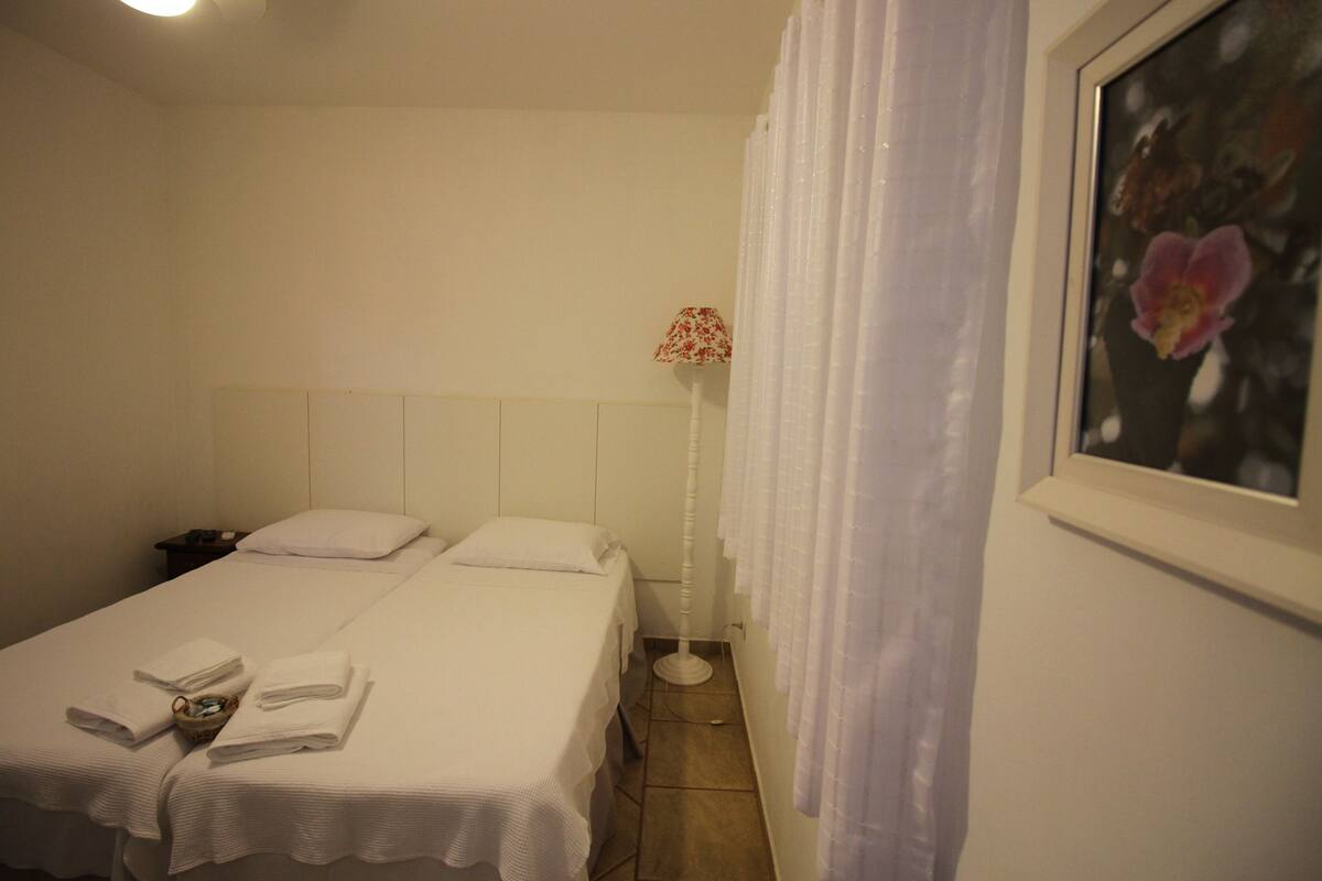 Standard Room, 2 Twin Beds | Minibar, blackout drapes, soundproofing, cribs (surcharge)