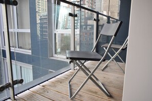 Apartment (1 Bedroom) | Balcony