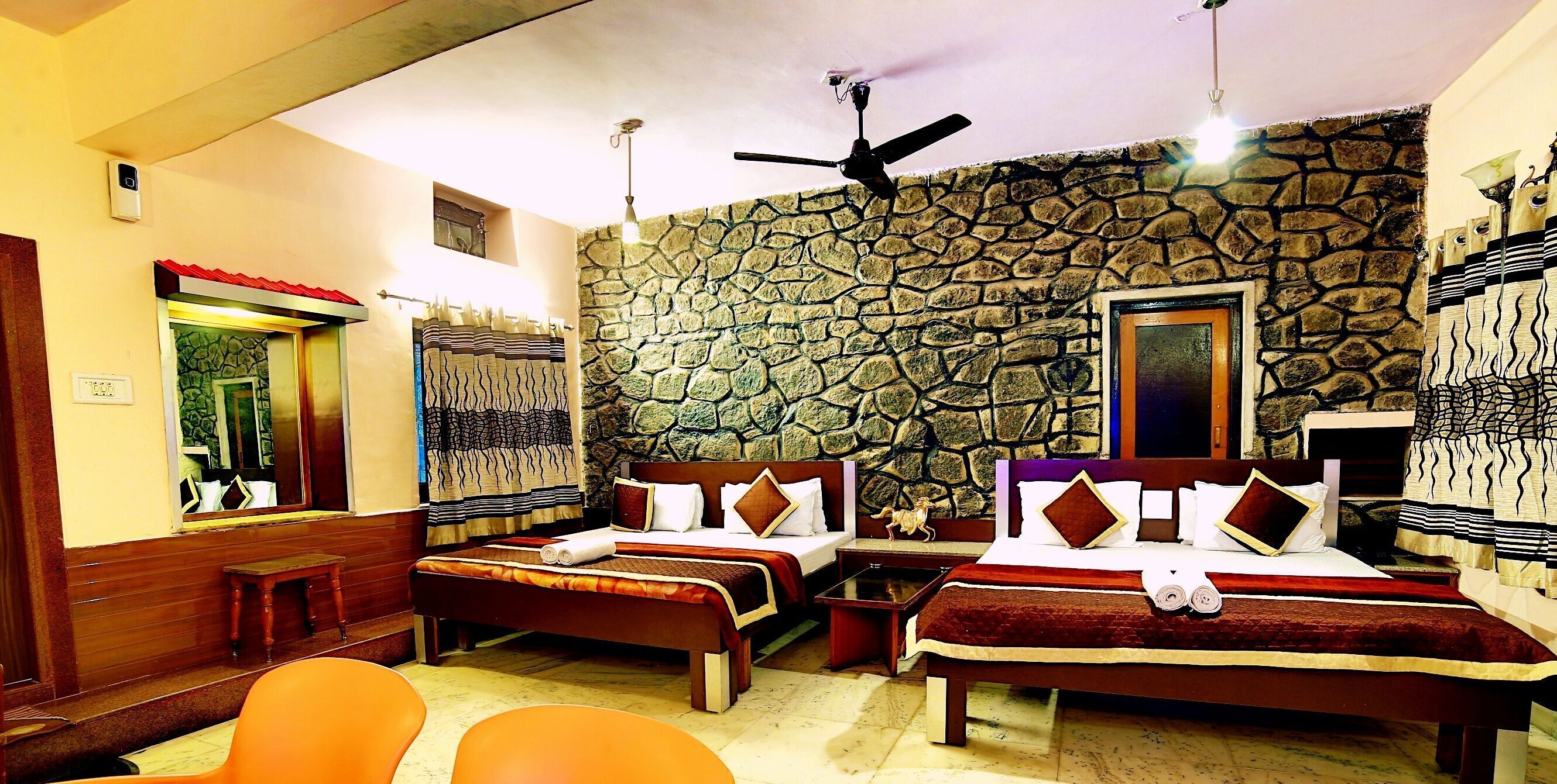 11 bedrooms, premium bedding, memory-foam beds, soundproofing