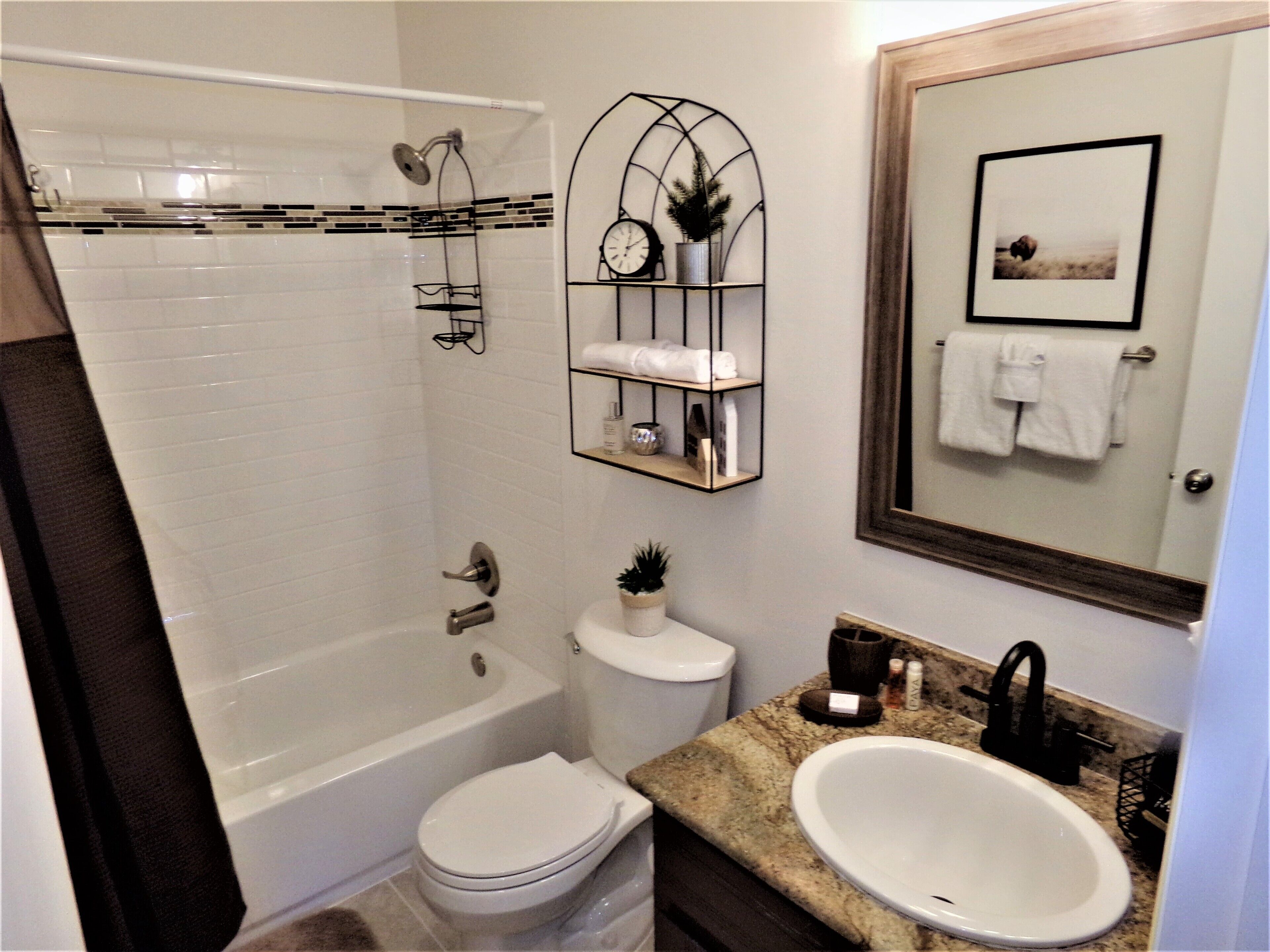Condo, Multiple Beds, Mountain View (Blue River Condos 3 Bed 2 Bath BRLR) | Bathroom | Combined shower/bathtub, free toiletries, hair dryer, towels