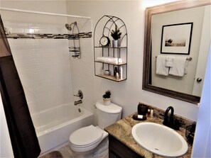 Condo, Multiple Beds, Mountain View (Blue River Condos 3 Bed 2 Bath BRLR) | Bathroom | Combined shower/tub, free toiletries, hair dryer, towels - Blue River Condos 3 Bed 2 Bath (Breckenridge)