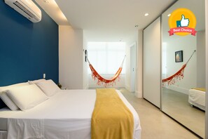 Appartement Confort, 1 grand lit, non-fumeurs | Bureau, fer et planche à repasser, lits bébé (en supplément)