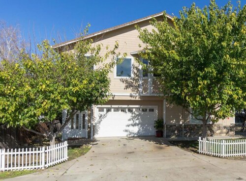 Pokerville Retreat in the Heart of Amador Wine Country