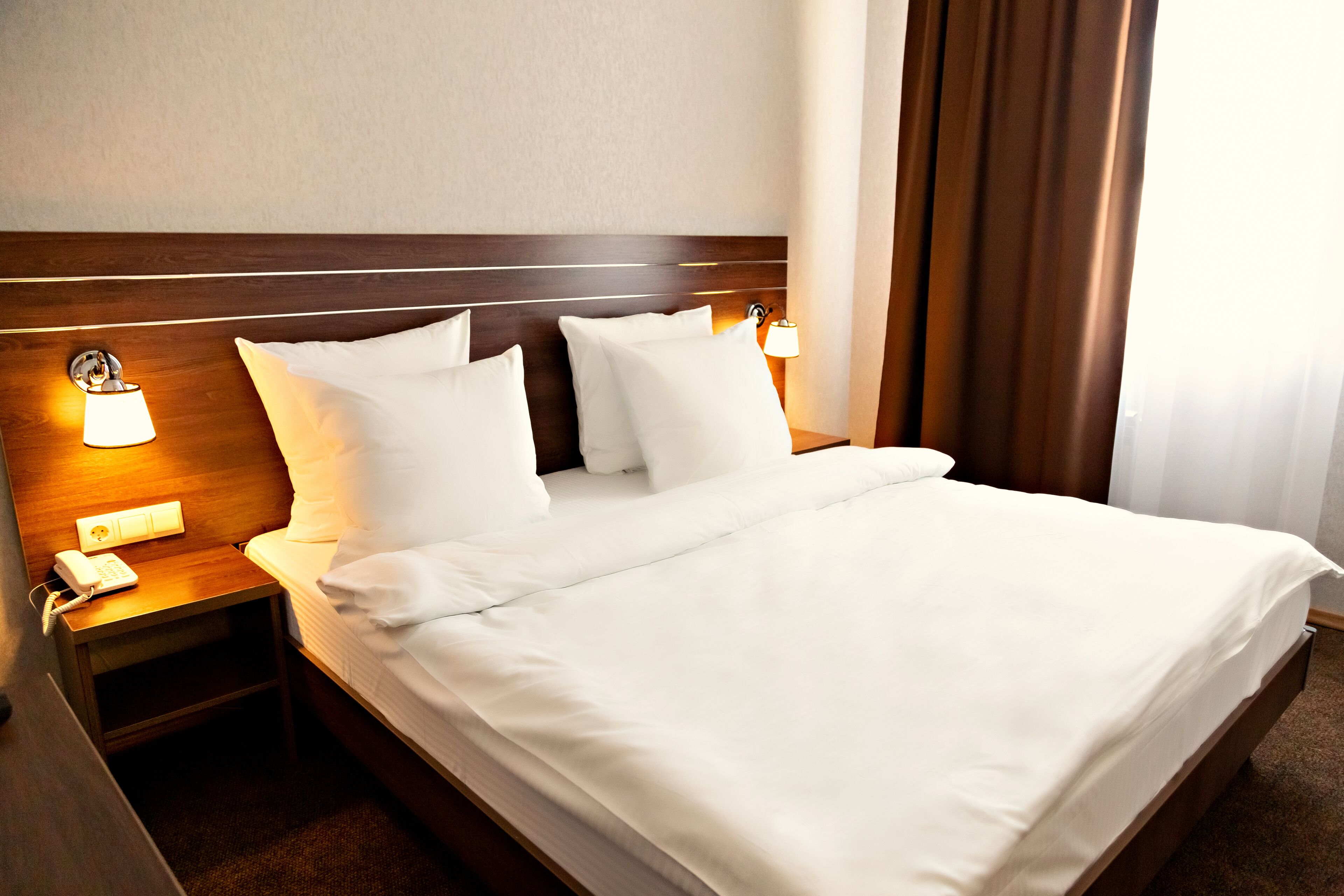 Desk, laptop workspace, iron/ironing board, free WiFi