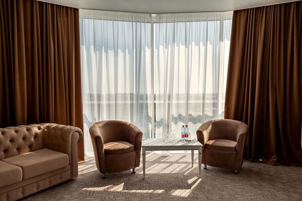 Desk, laptop workspace, iron/ironing board, free WiFi - AZIMUT Hotel Penza (Penza)