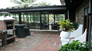 Terrace/patio - The Bungalow in the Jungle (Bali)