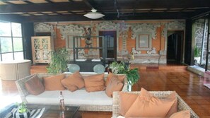 Interior - The Bungalow in the Jungle (Bali)