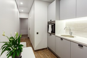 Family Apartment, 1 Queen Bed, Non Smoking | Private kitchen | Fridge, oven, stovetop, dishwasher - Old Town Trio Apartments (Vilnius)