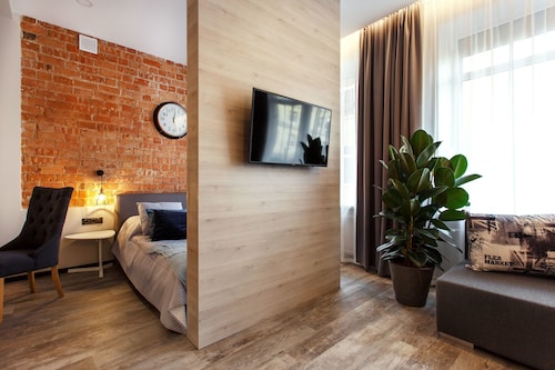 Old Town Trio Apartments