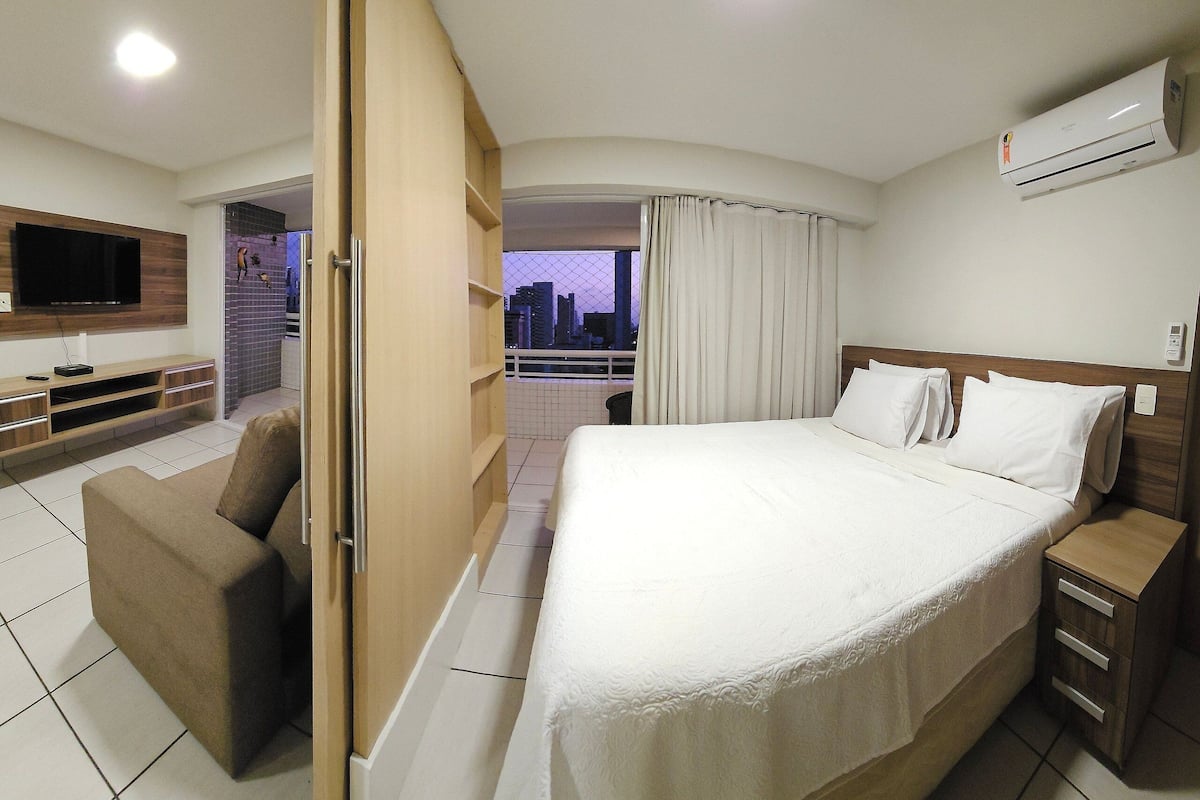 Classic Apartment | 2 bilik tidur, langsir/tirai gelap terus, Wi-fi percuma, cadar katil