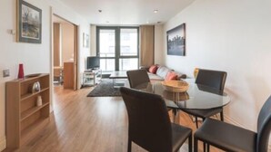 Apartment (2 Bedrooms) | Living room - 2 Bedroom Apartment in Central London (London)