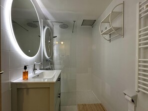 Bañera, toallas