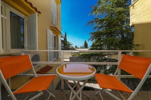 Appartement, 3 chambres, terrasse | Balcon
