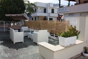 Property grounds - SALENTO.TORRE SAN GIOVANNI 50M FROM THE SEA  (Torre San Giovanni)