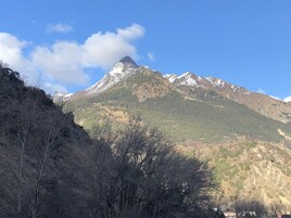 Twin Room, 2 Twin Beds, Non Smoking | Mountain view