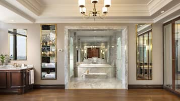 Rainfall showerhead, eco-friendly toiletries, hair dryer, slippers