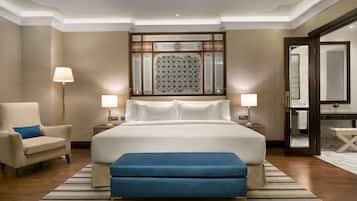 1 bedroom, premium bedding, memory-foam beds, minibar