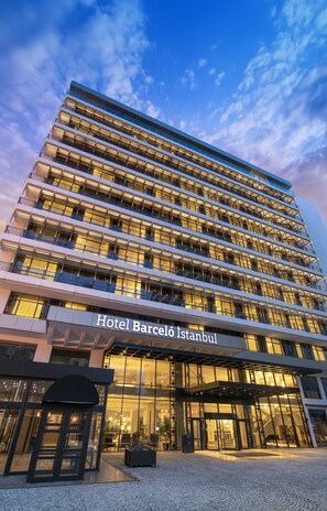 Front of property - Barcelo Istanbul (Istanbul)