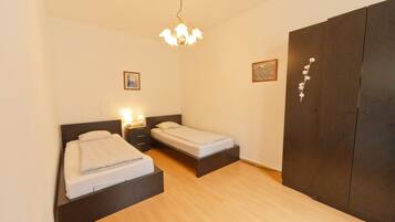 1 bedroom, iron/ironing board, free WiFi, bed sheets
