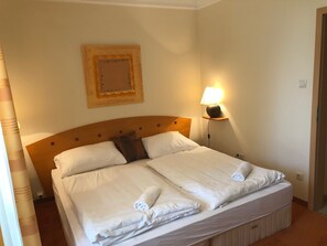 Apartamento, 1 habitación | Cuna de viaje, wifi gratis, ropa de cama