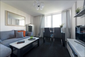 Appartement | Geluiddichte muren, een strijkplank/strijkijzer, gratis wifi, beddengoed