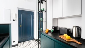 Economy Apartment | Private kitchenette - P&O Apartments Rynek Starego Miasta 3 (Warsaw)