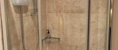 Single Room, 1 Twin Bed, Non Smoking | Bathroom shower