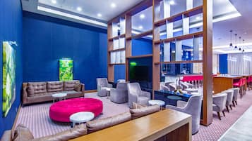 Lobby lounge