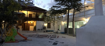 Aliya Konak - Köy Evi ve Lezzetleri