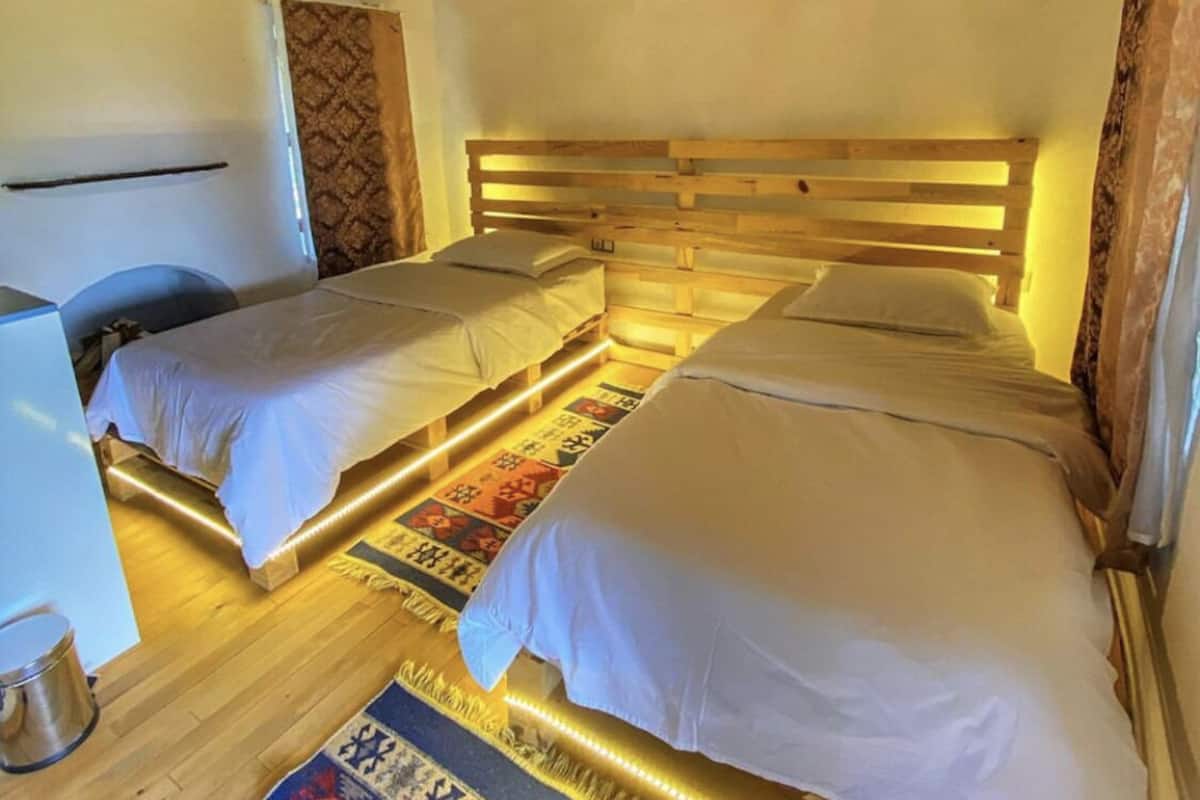 classic twin room, 2 single beds, garden view | 1 bedroom, individually decorated, desk, iron/ironing board