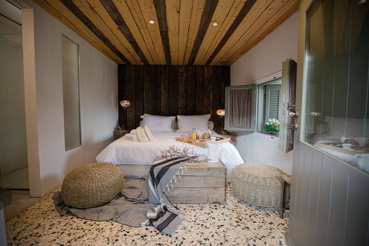 Oporonas Country Room II | 1 室のベッドルーム、高級寝具、防音設備、WiFi (無料)