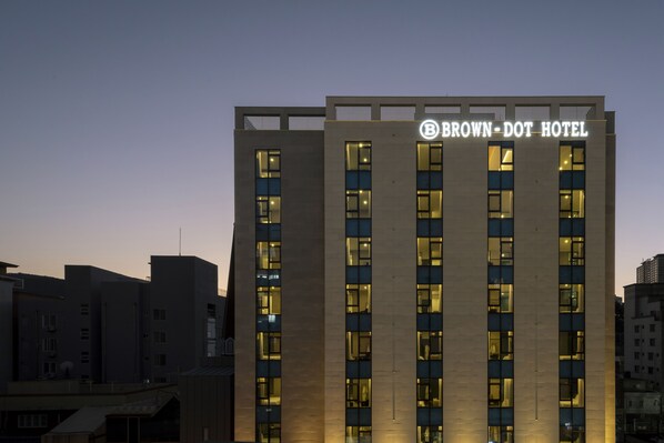 Front of property - Browndot Seomyeon Business (Busan)