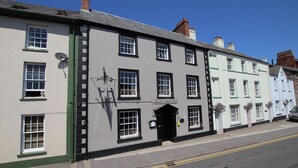 Unclassified image, 3 of 19, button - The Beacons Guest House (Brecon)