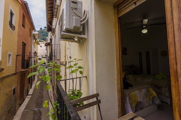 Economy Twin Room, 1 Bedroom | Balcony