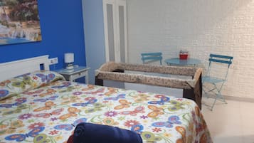 Family Triple Room, Courtyard View