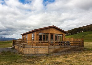 标准村舍, 2 间卧室, 厨房 | 楼层平面图