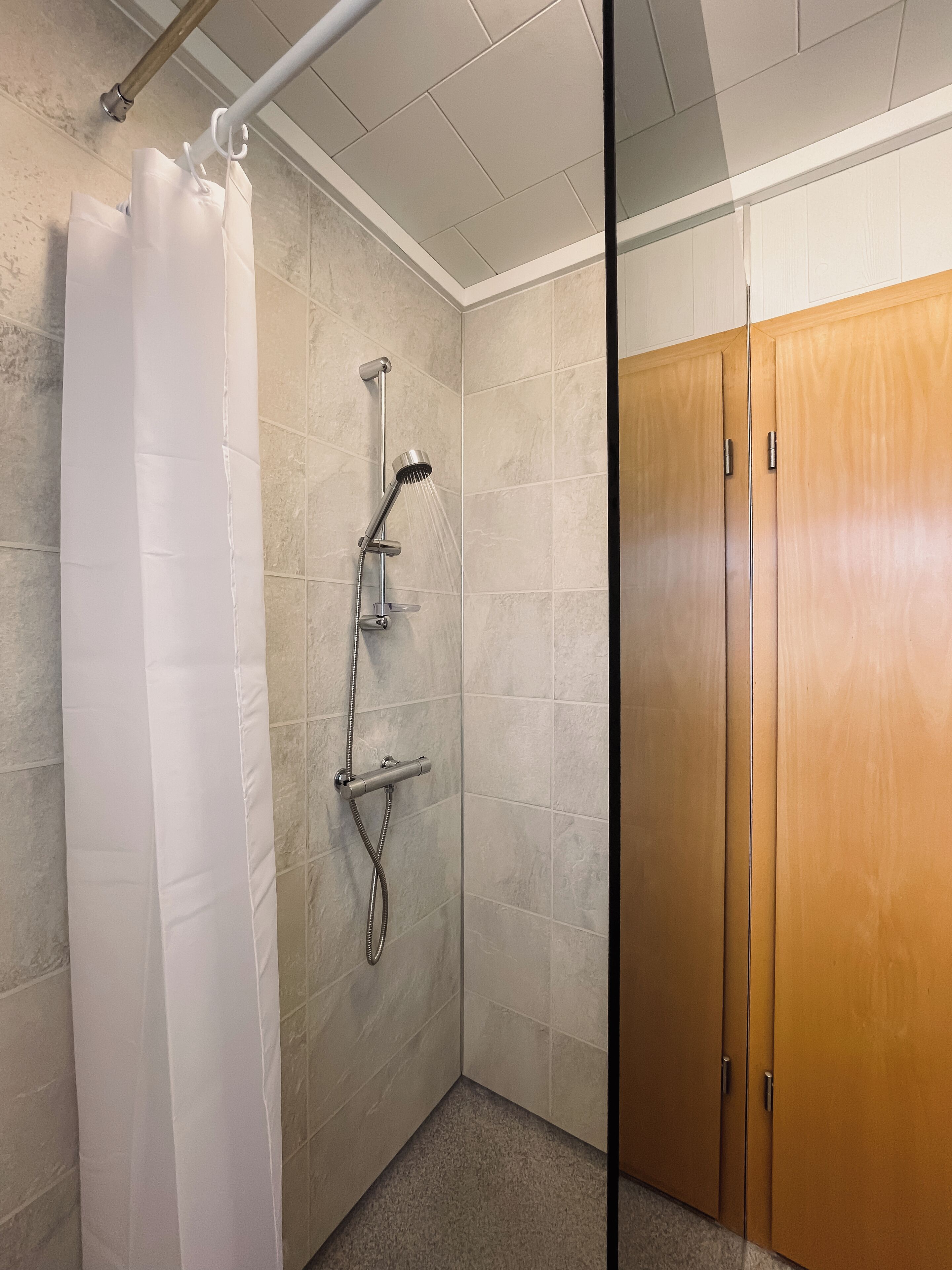 Kamar mandi bersama