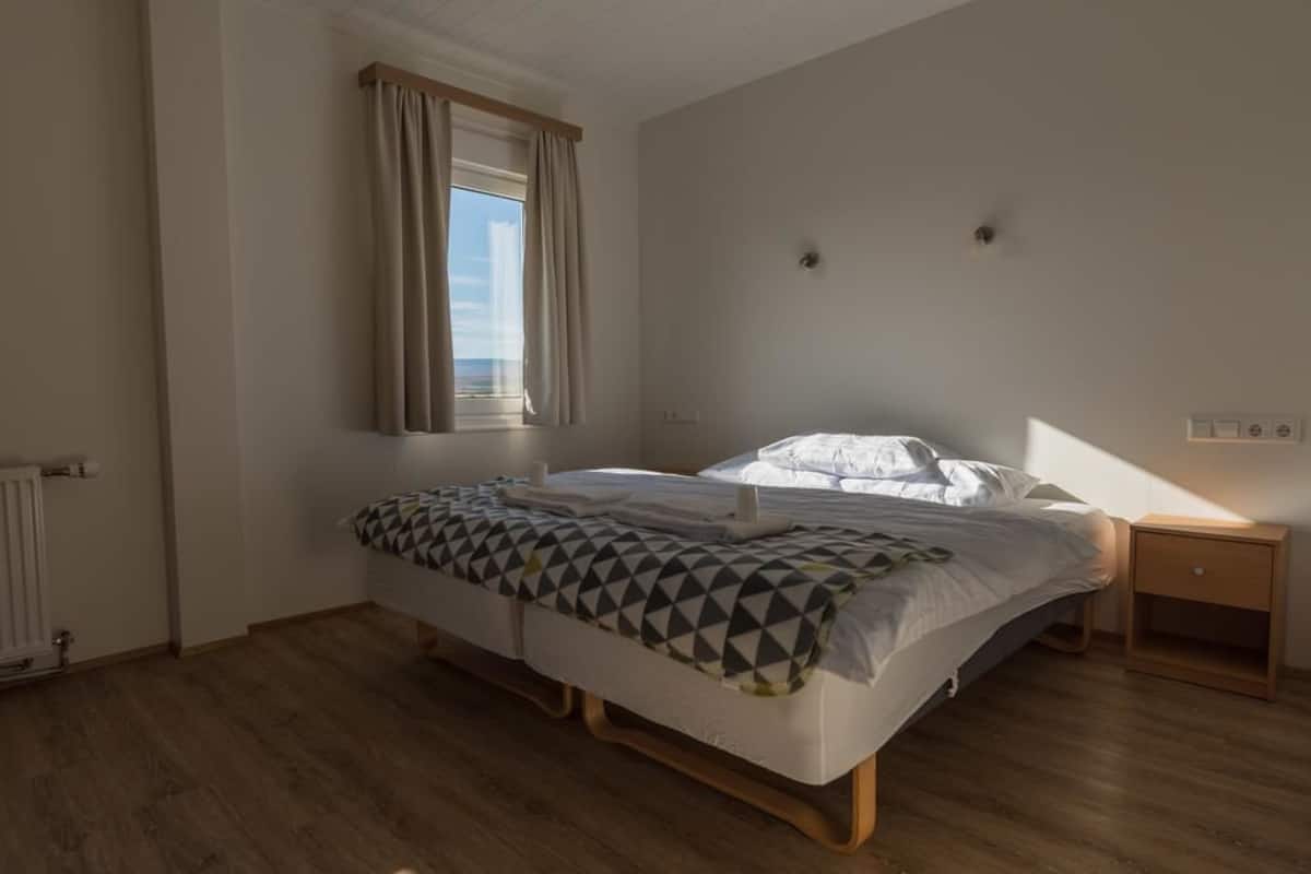 Standard Double Room, Private Bathroom | Desk, blackout drapes, WiFi (free), bed sheets