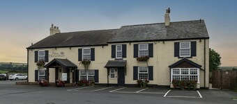 The Three Horseshoes